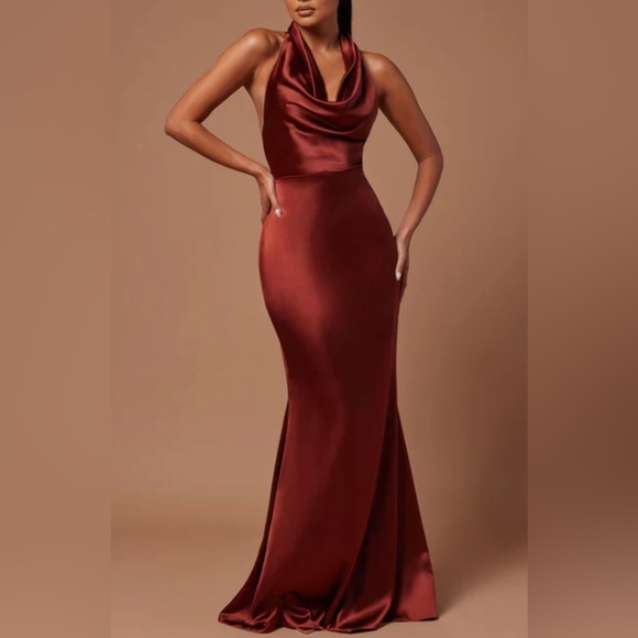 Fashion Nova Dresses & Skirts - Fashion Nova Leana Satin dress new with tags
Size large
